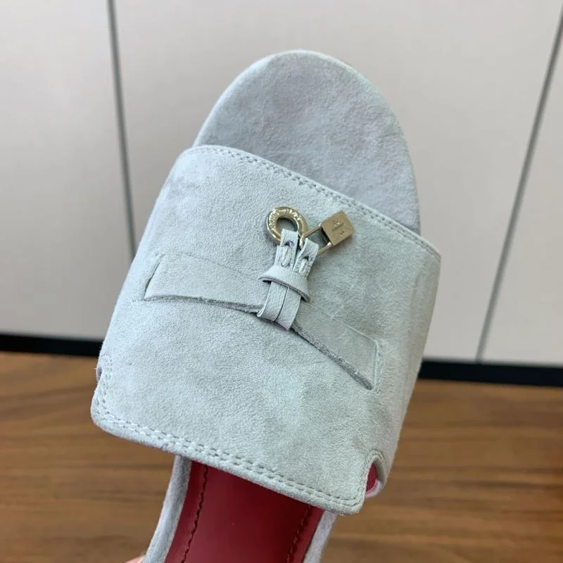 Loro Piana Sandals Stylish 11904