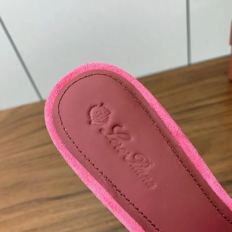 WellDesigned Loro Piana Sandals 11927