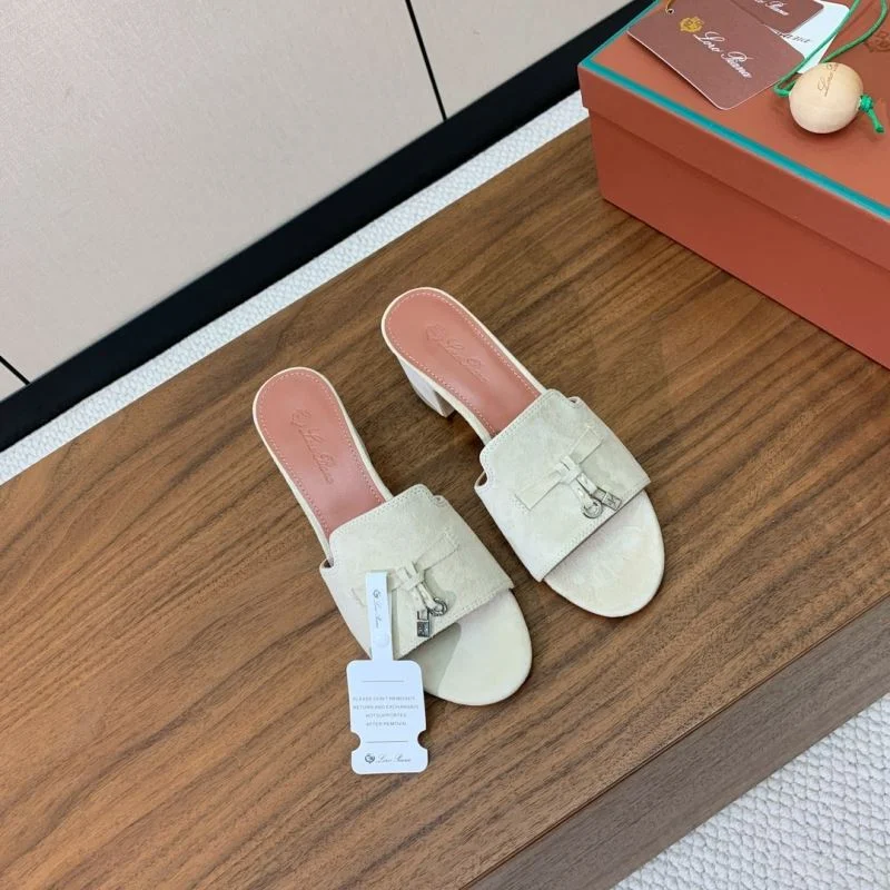 Sporty Loro Piana Sandals 11919