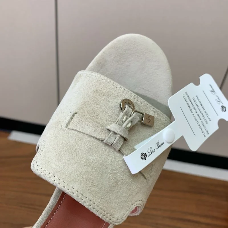 Sporty Loro Piana Sandals 11919