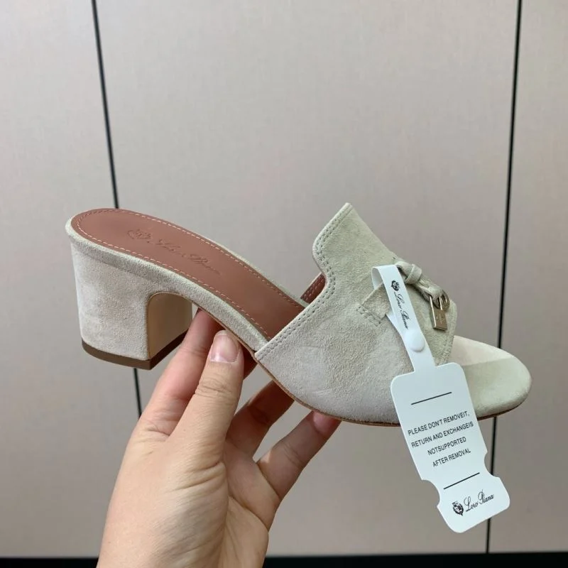 Sporty Loro Piana Sandals 11919