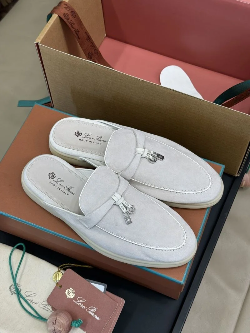 Sporty Loro Piana Sandals 9678