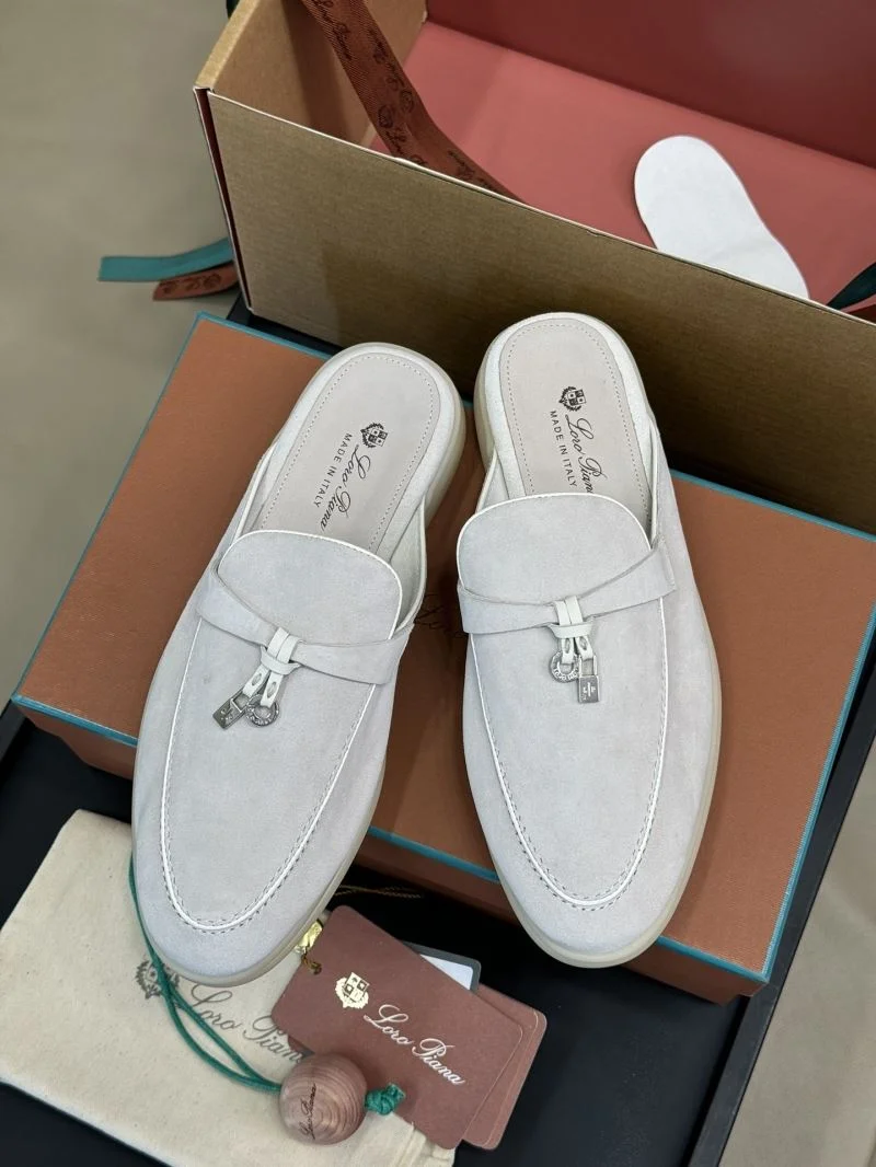Sporty Loro Piana Sandals 9678