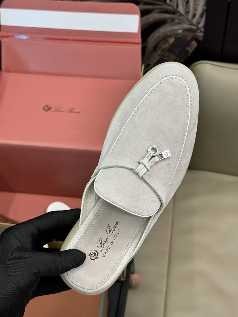 Sporty Loro Piana Sandals 9678