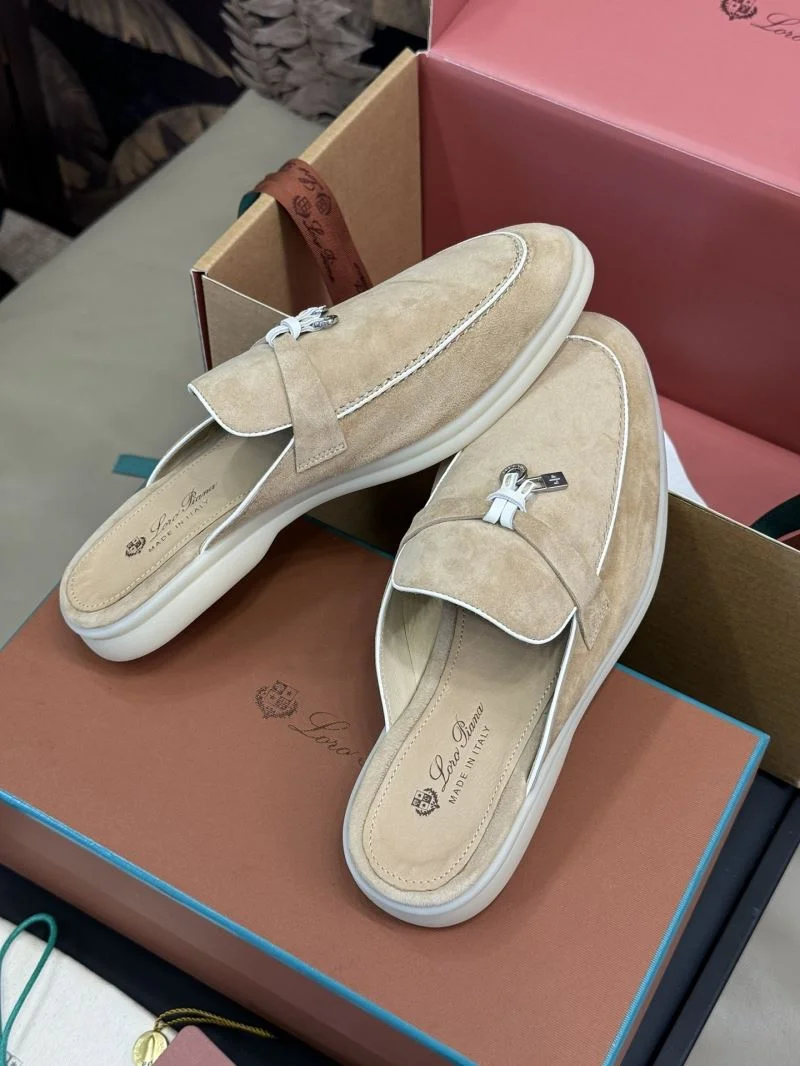Trendy Loro Piana Sandals 9670