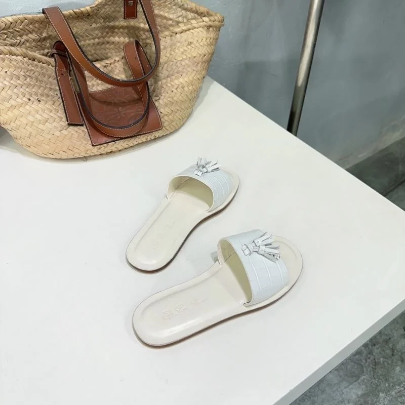 WellDesigned Loro Piana Sandals 9667