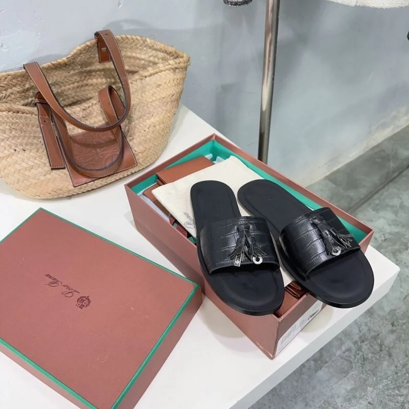 Sophisticated Loro Piana Sandals 9724