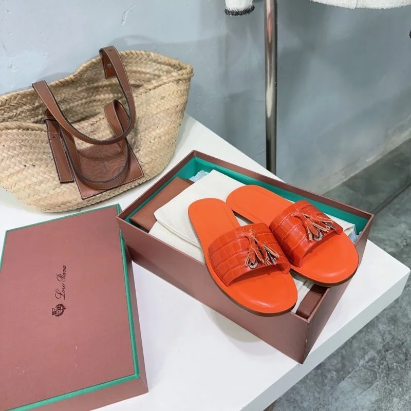 Comfortable Loro Piana Sandals 9674