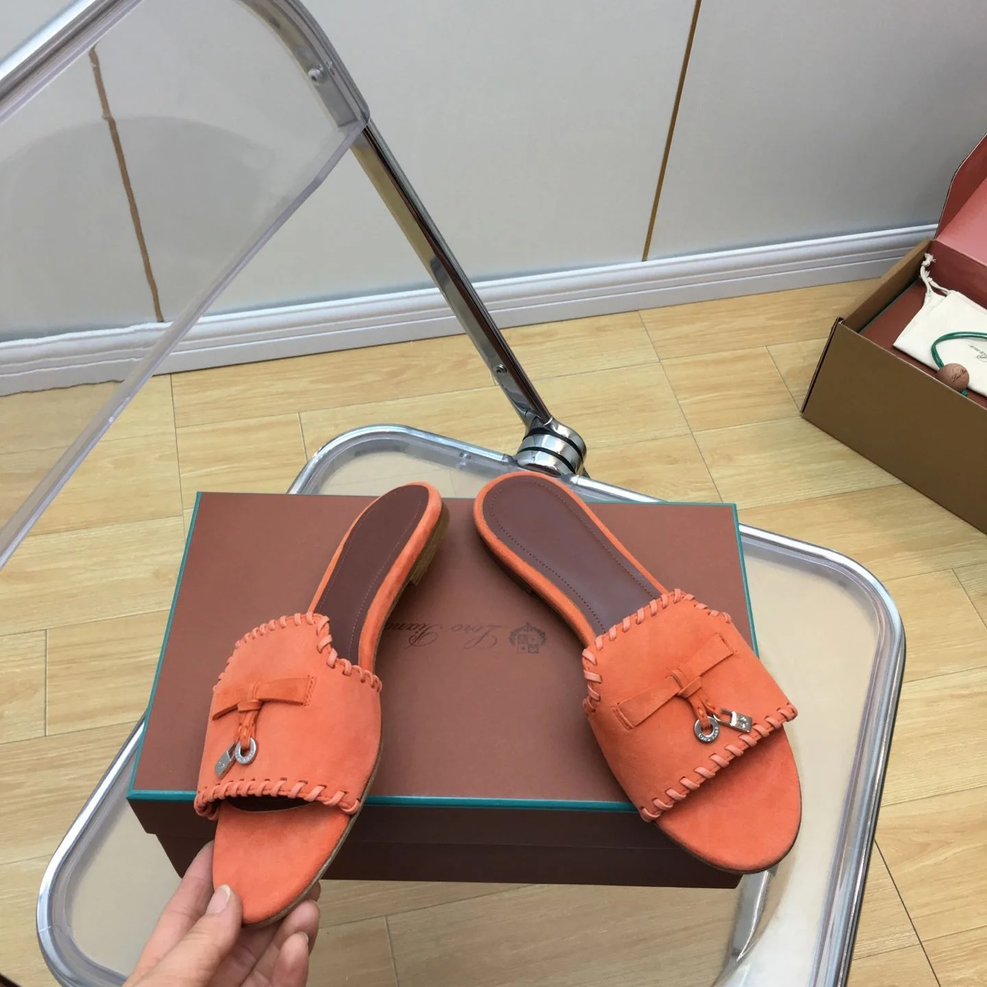 Chic Loro Piana Sandals 6274