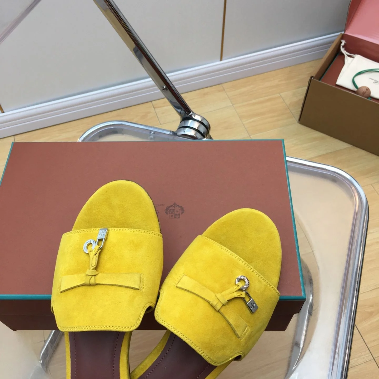 Loro Piana Sandals Durable 6189