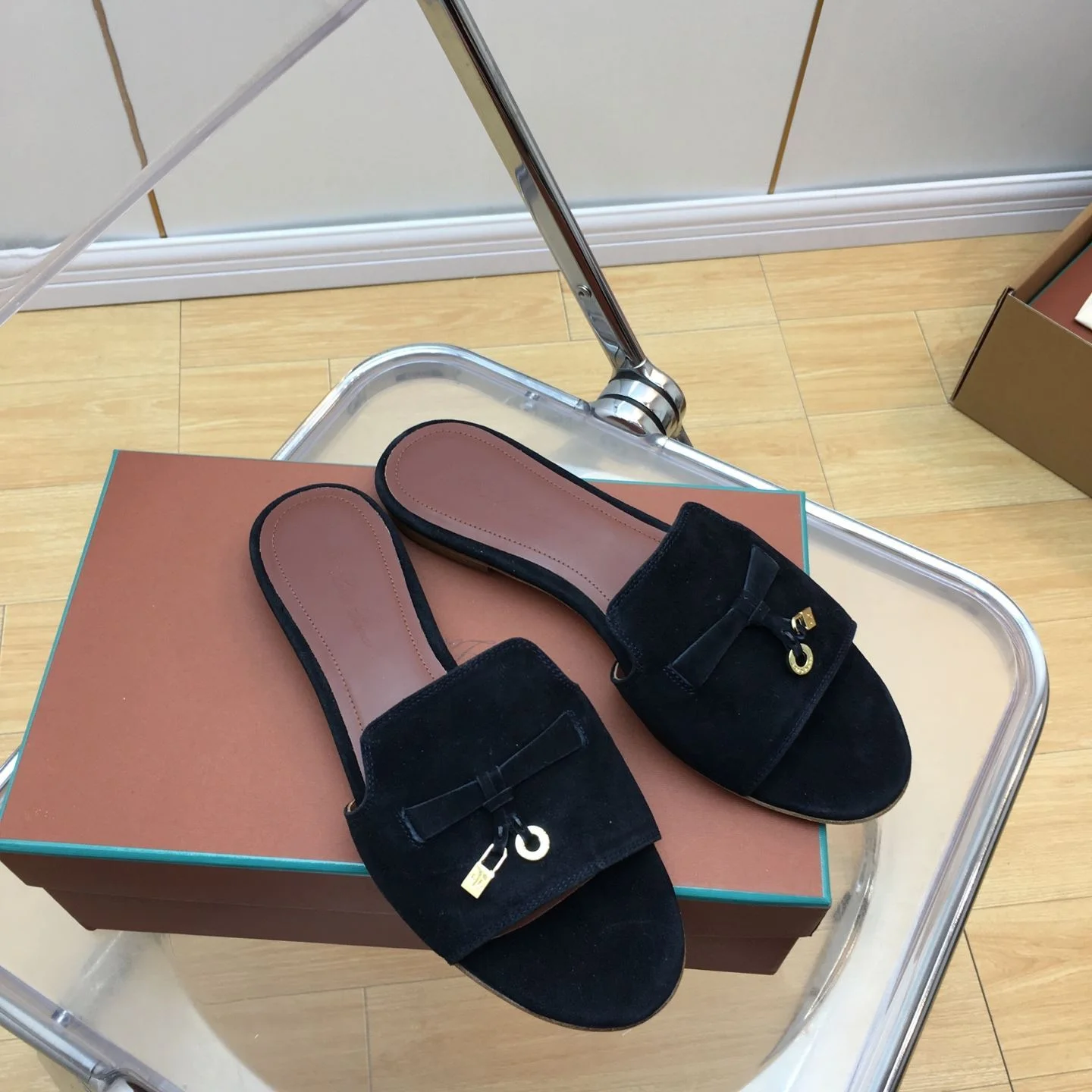 Loro Piana Sandals Unisex 6182