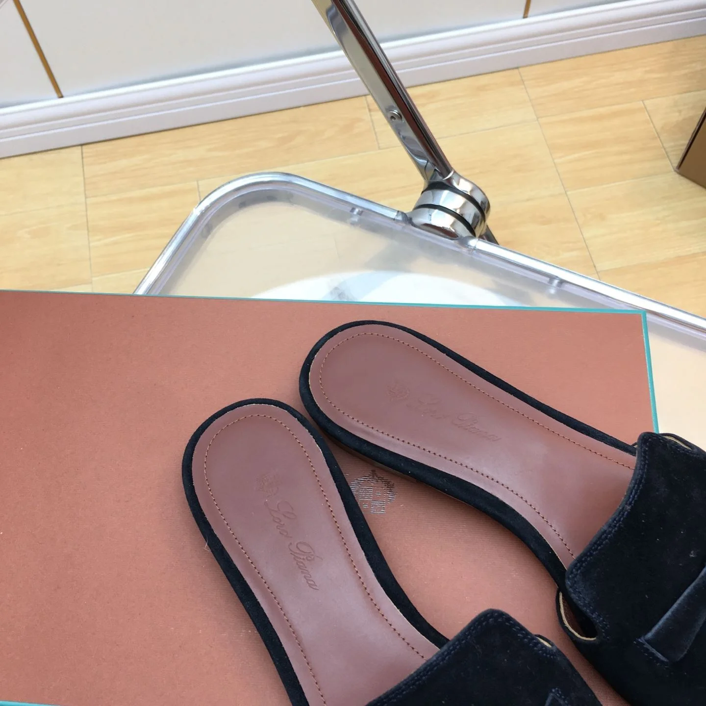 Loro Piana Sandals Unisex 6182