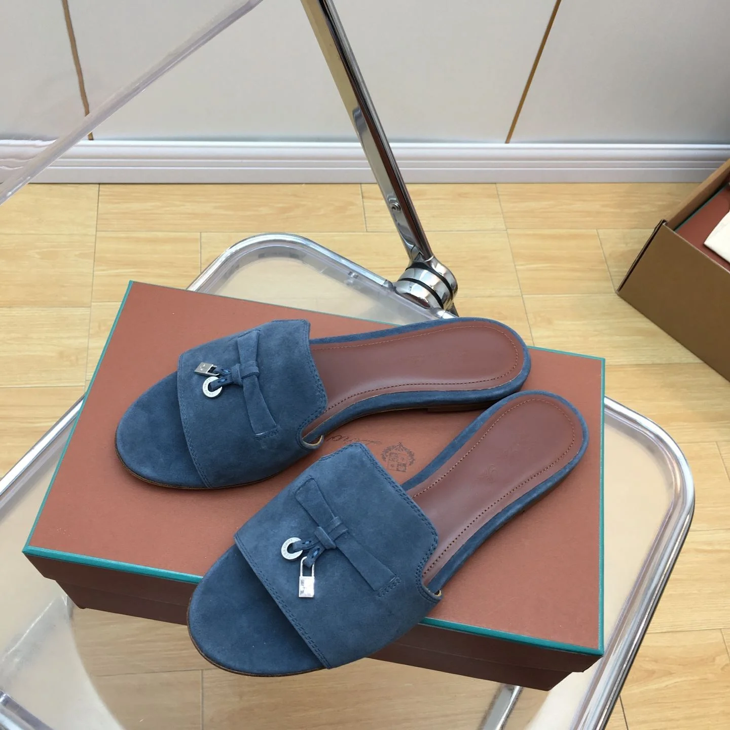 Affordable Loro Piana Sandals 6212