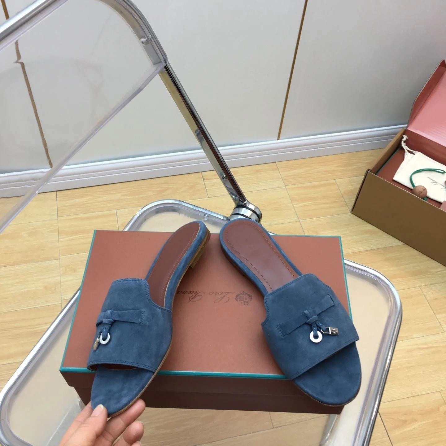 Affordable Loro Piana Sandals 6212