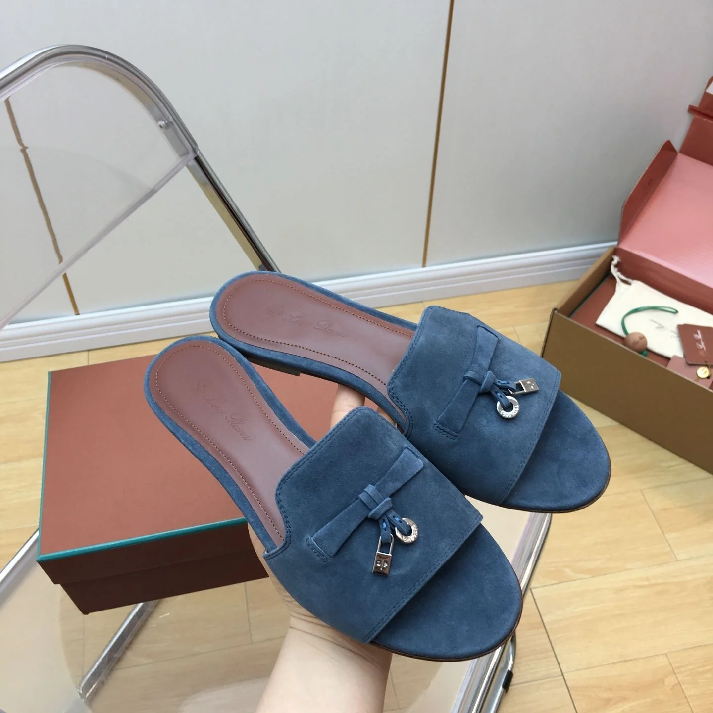 Affordable Loro Piana Sandals 6212