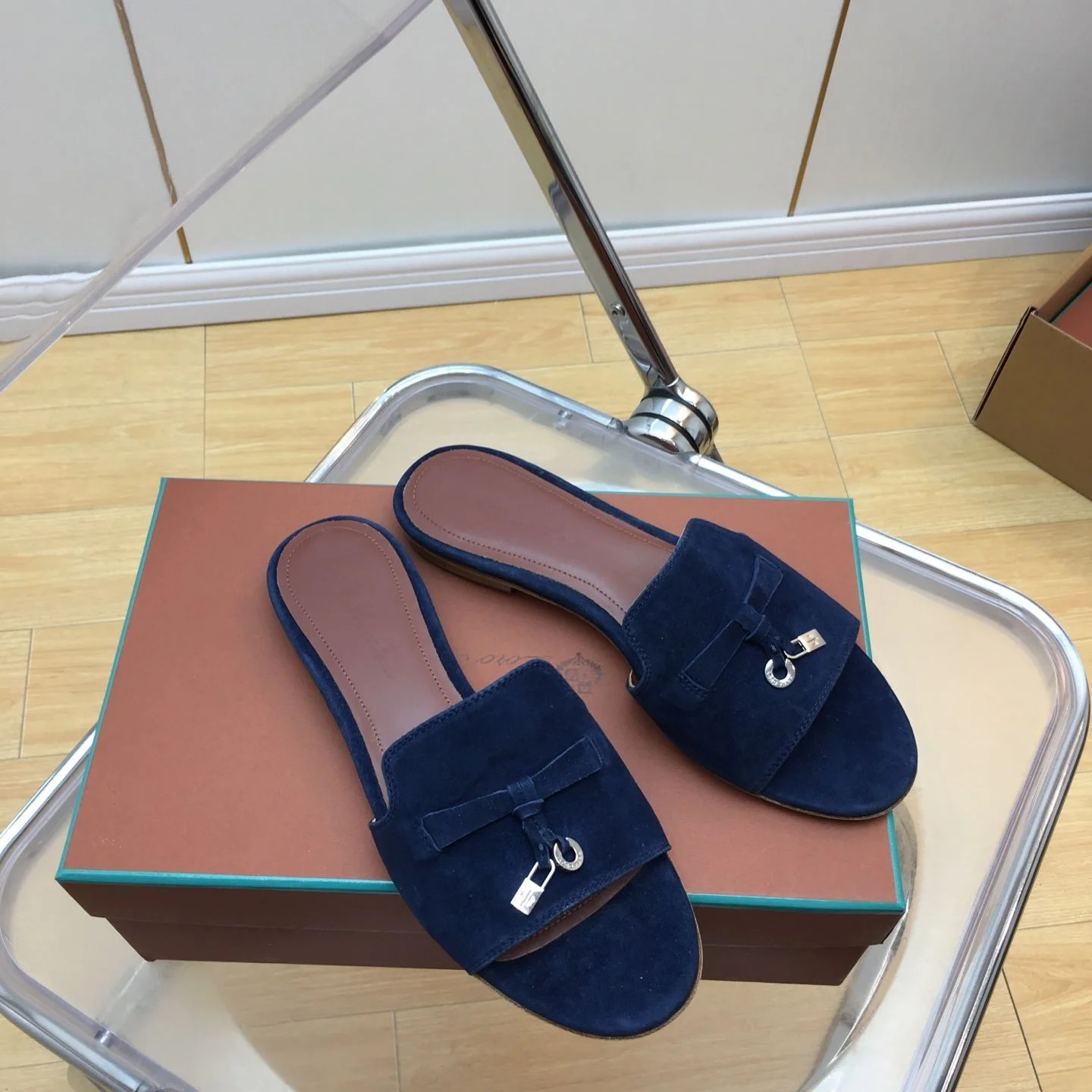 Bright Loro Piana Sandals 6221