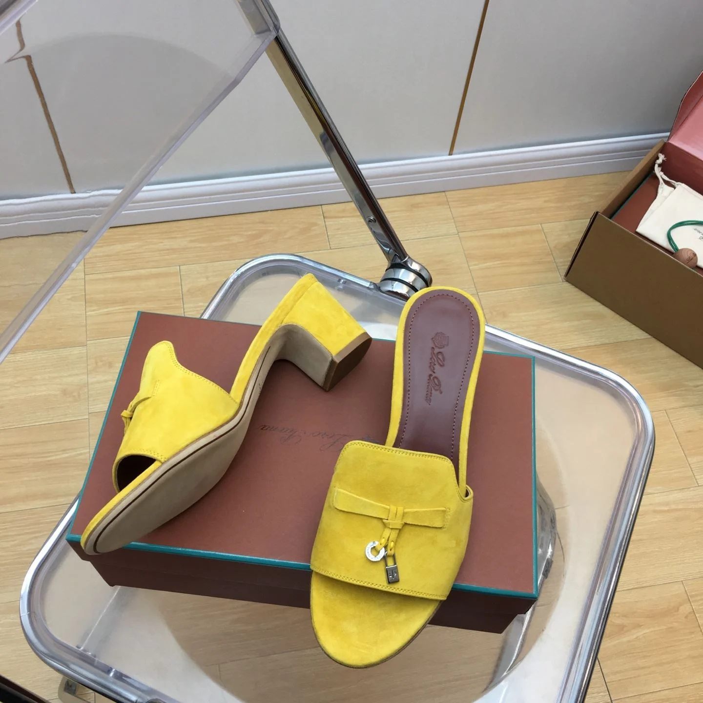 Loro Piana Sandals Refined 6181