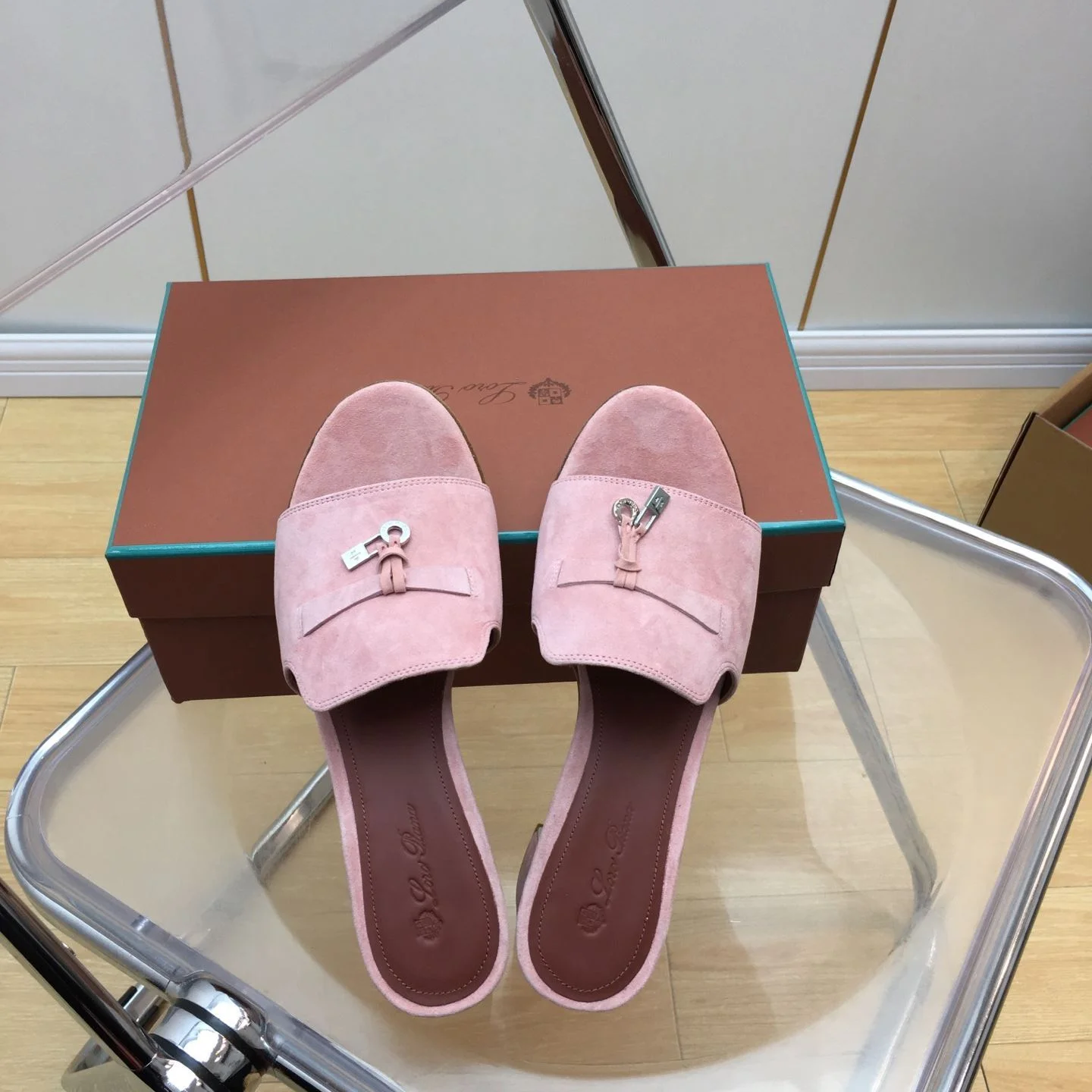MoistureWicking Loro Piana Sandals 6222