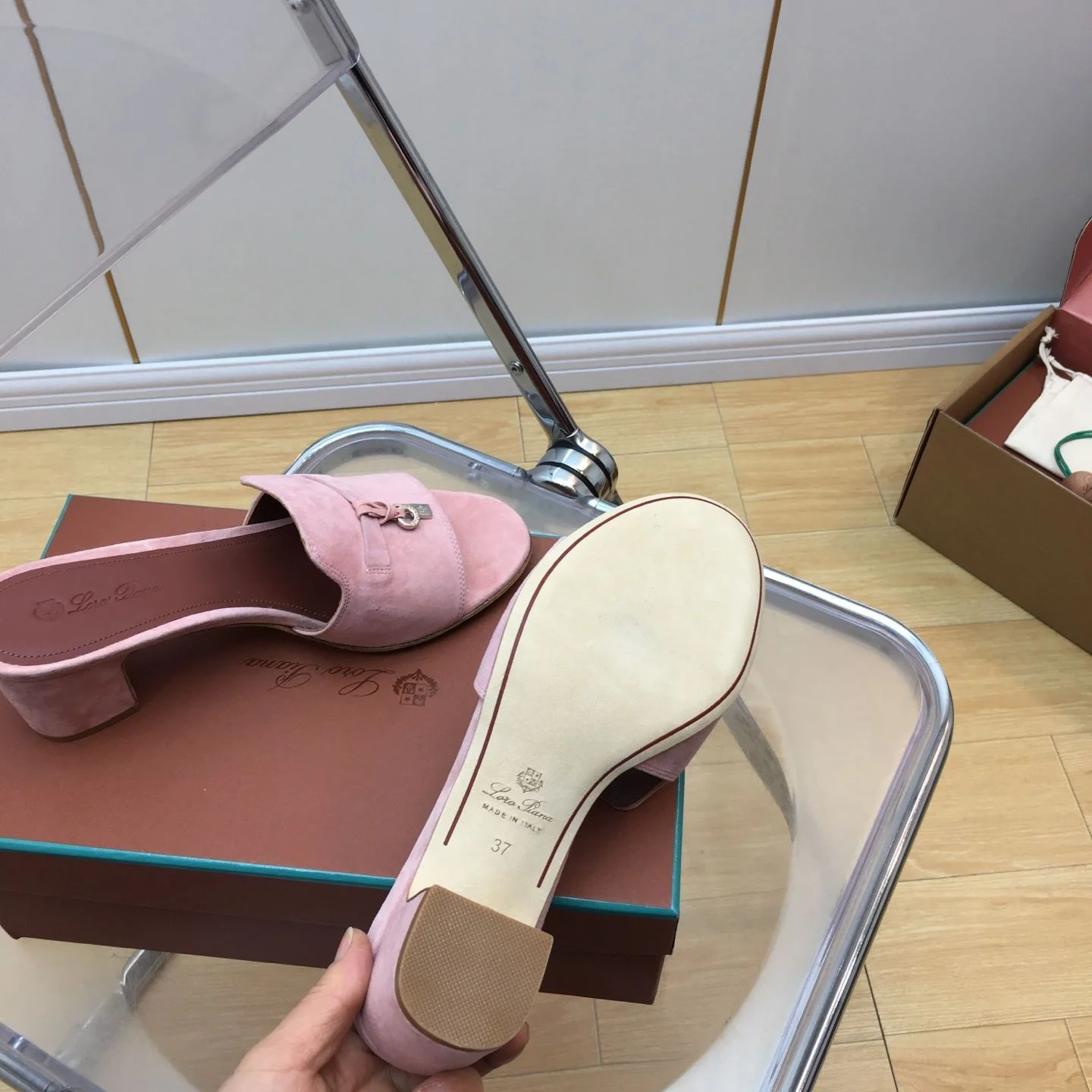 MoistureWicking Loro Piana Sandals 6222