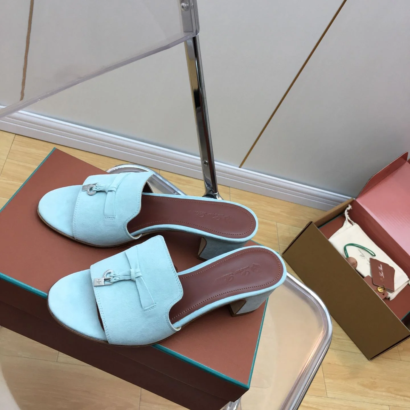 WaterResistant Loro Piana Sandals 6179