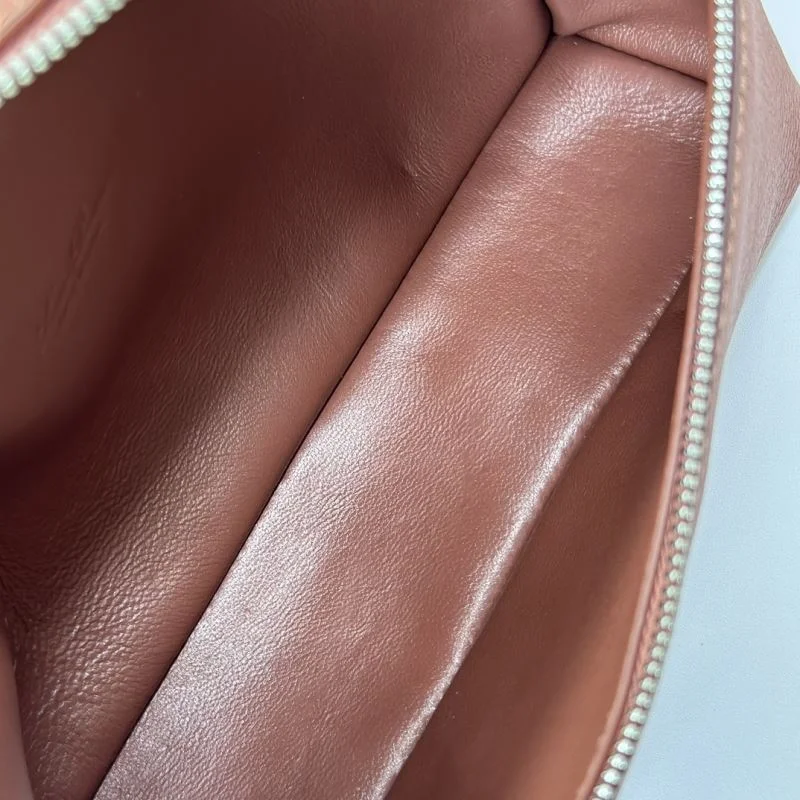 WellDesigned Loro Piana Satchel Bags 49379