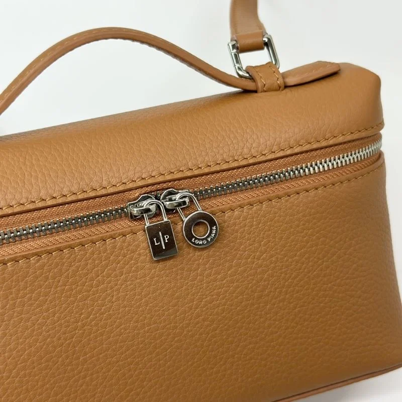 Cozy Loro Piana Satchel Bags 44302