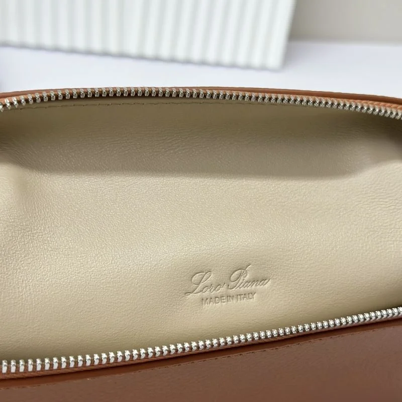 Cozy Loro Piana Satchel Bags 44302