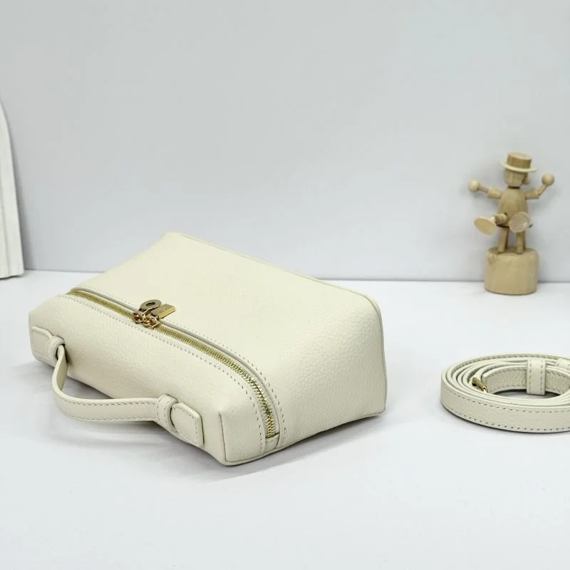 Tailored Loro Piana Satchel Bags 44250