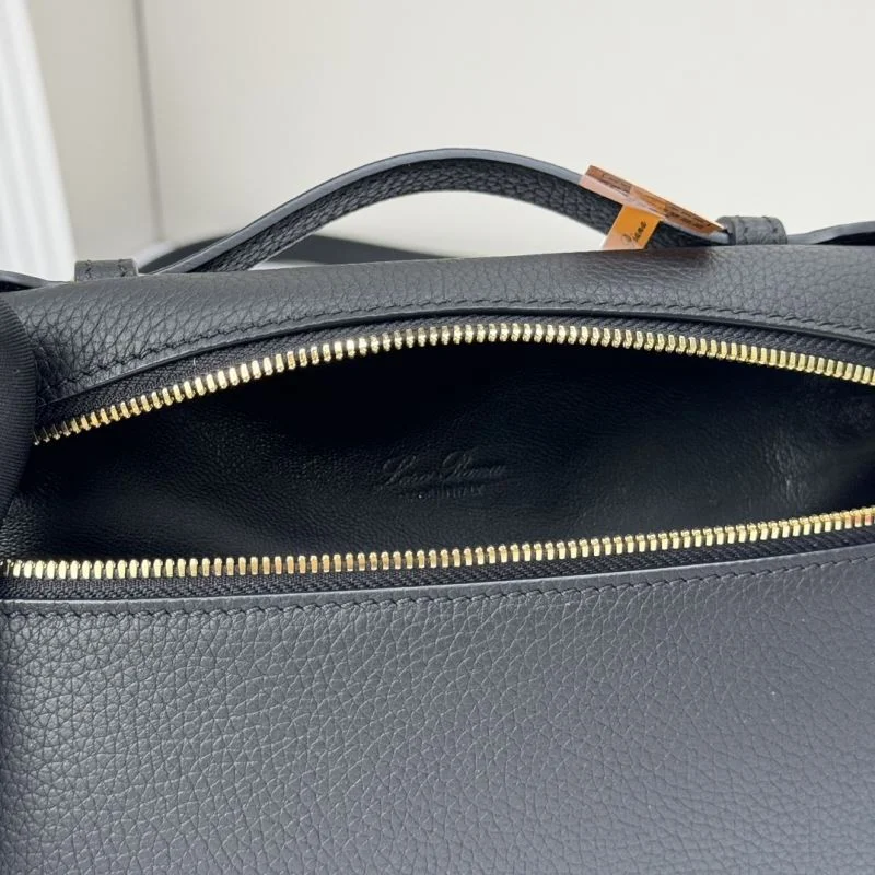 Chic Loro Piana Satchel Bags 44243