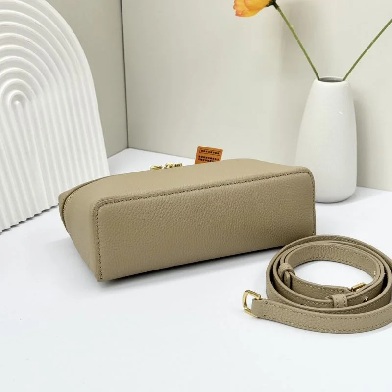 Bold Loro Piana Satchel Bags 44168