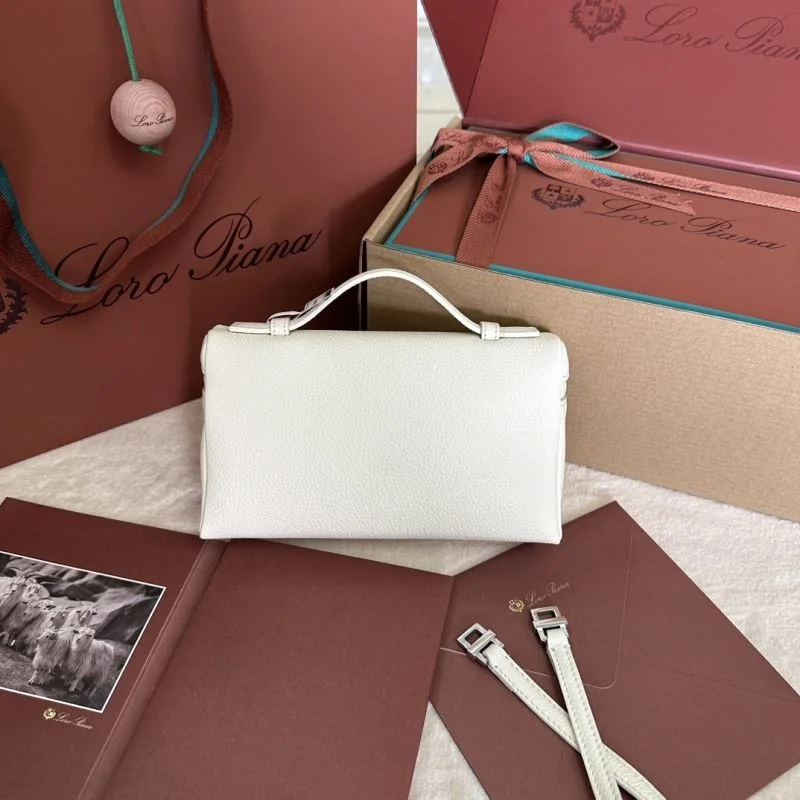 Effortless Loro Piana Satchel Bags 43917