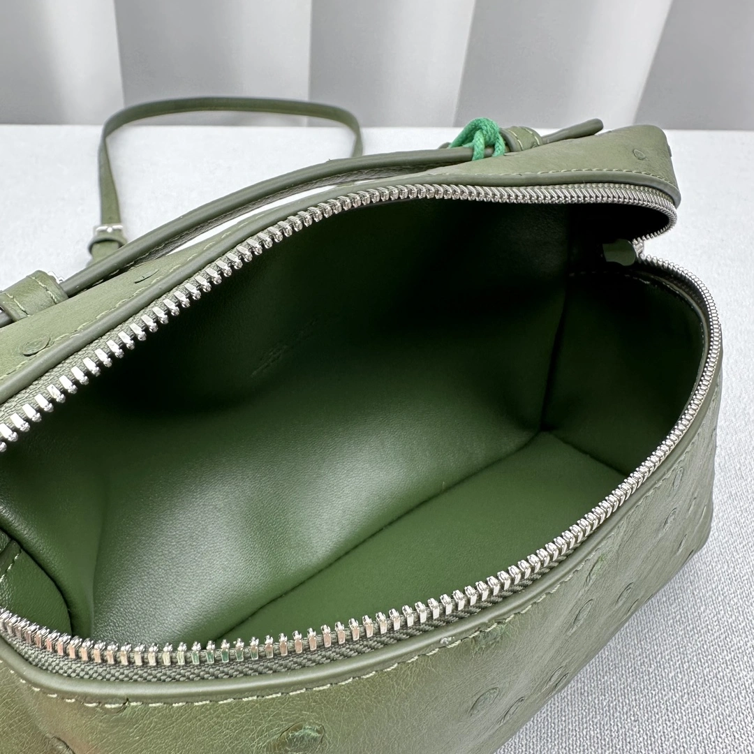 Loro Piana Satchel bags UrbanStyle 69531