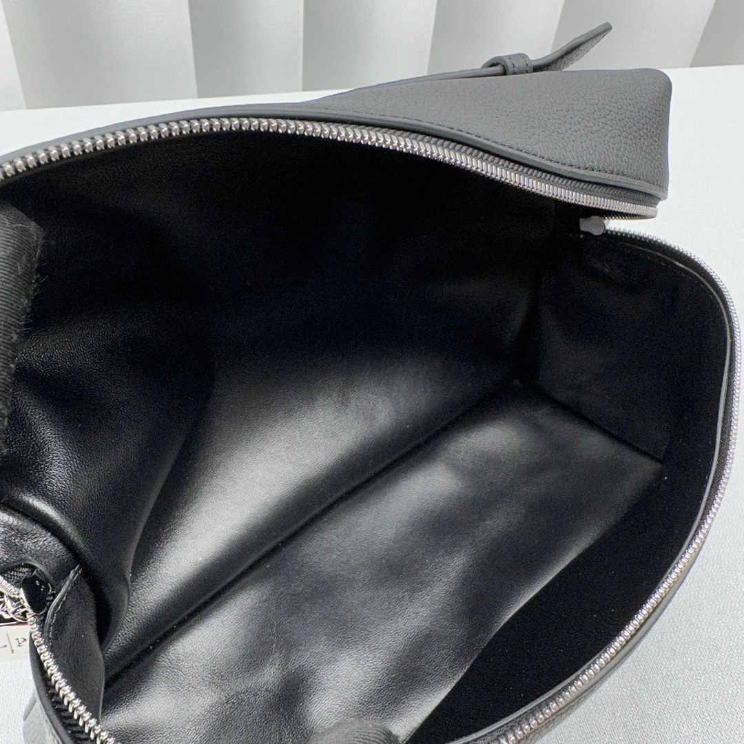 OdorResistant Loro Piana Satchel bags 69529