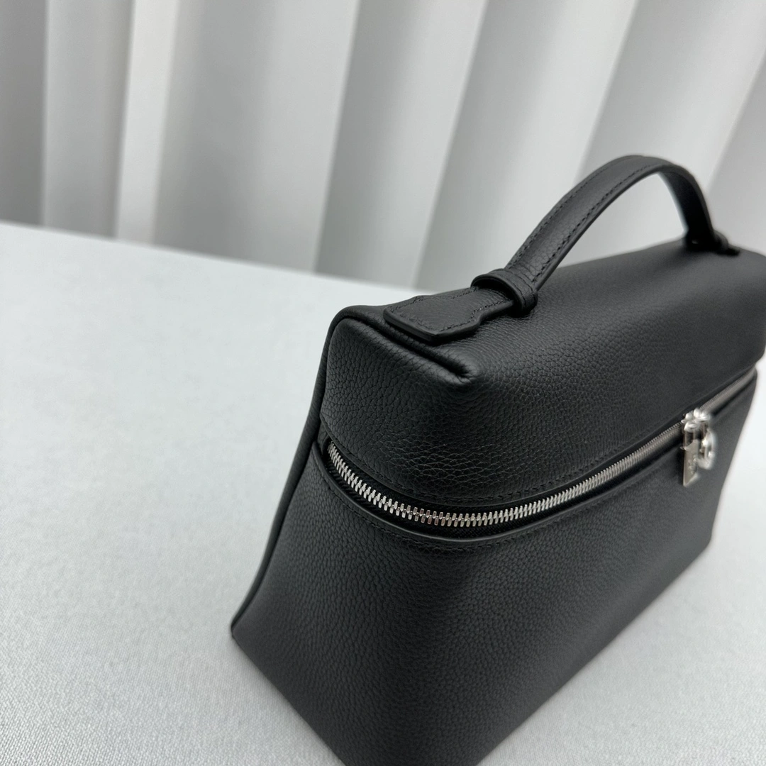 OdorResistant Loro Piana Satchel bags 69529