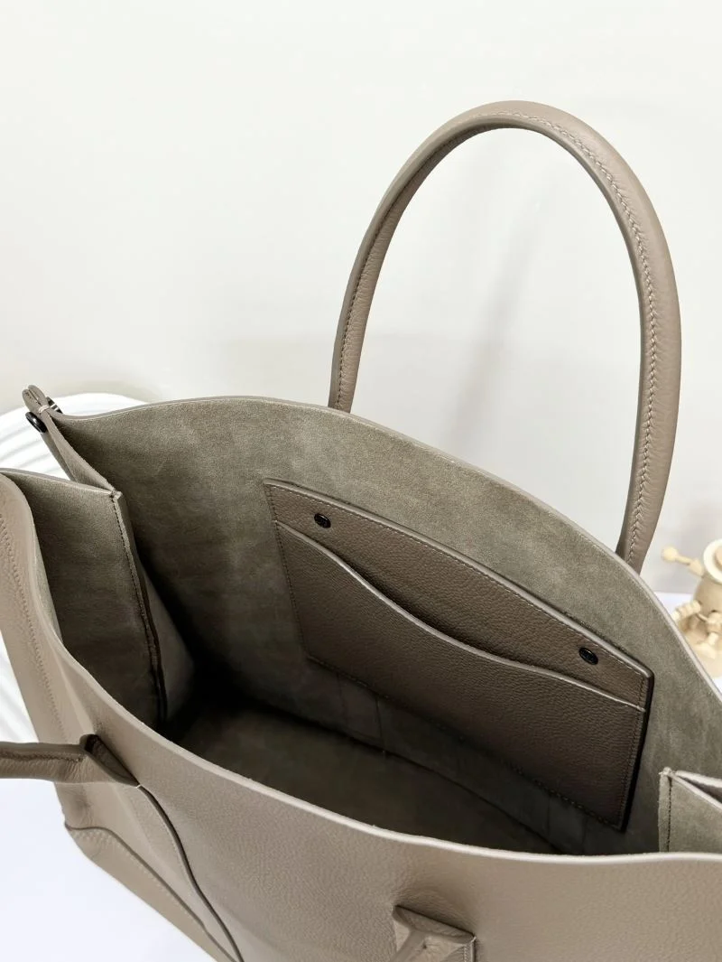 Loro Piana Shopping Bags Supportive 44161