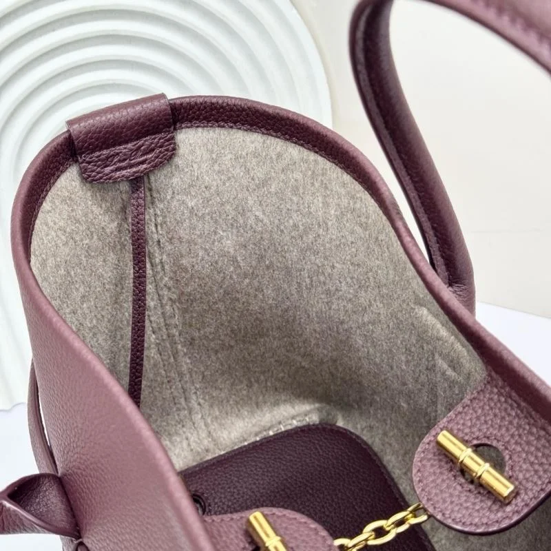 EyeCatching Loro Piana Shopping Bags 44156