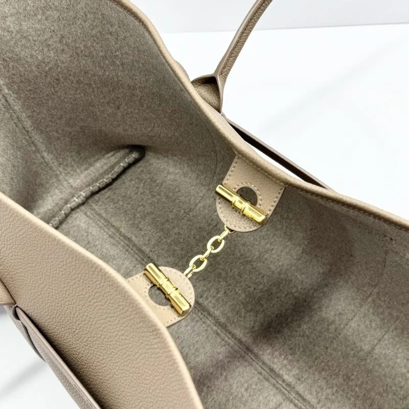 Loro Piana Shopping Bags Timeless 44143