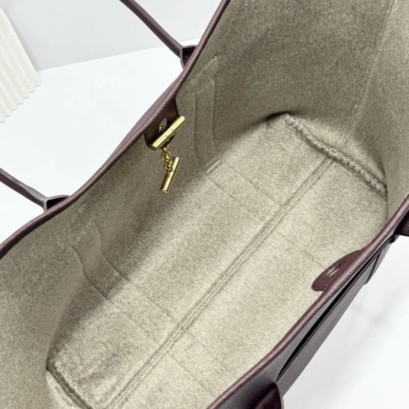 Loro Piana Shopping Bags UrbanChic 44139