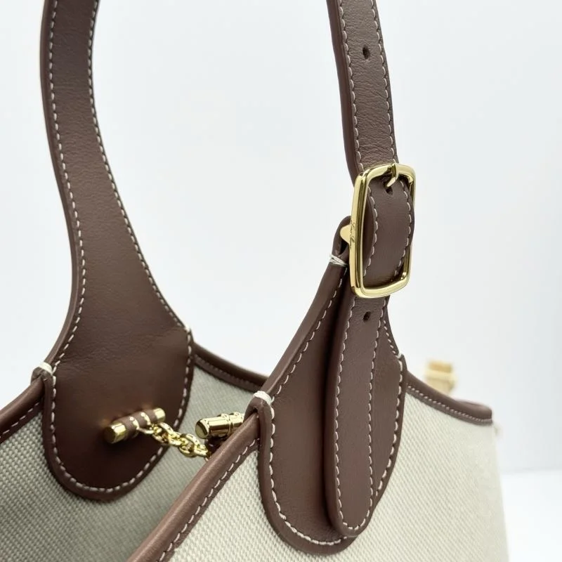 Trendsetting Loro Piana Shopping Bags 44166