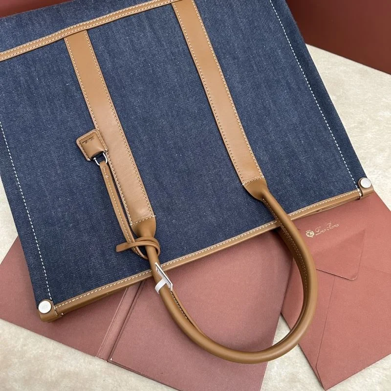 Loro Piana Shopping Bags Fashionable 43833