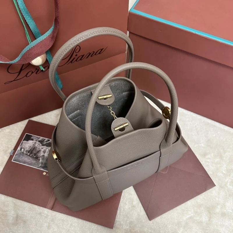Loro Piana Shopping Bags Versatile 43613