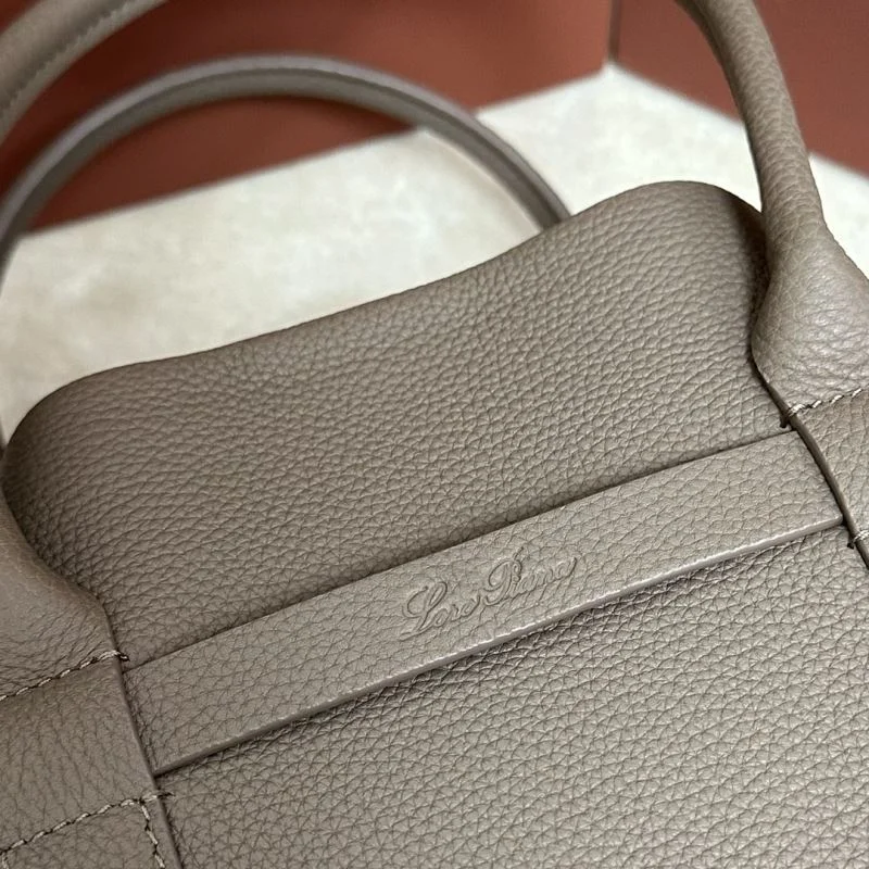 Loro Piana Shopping Bags Versatile 43613
