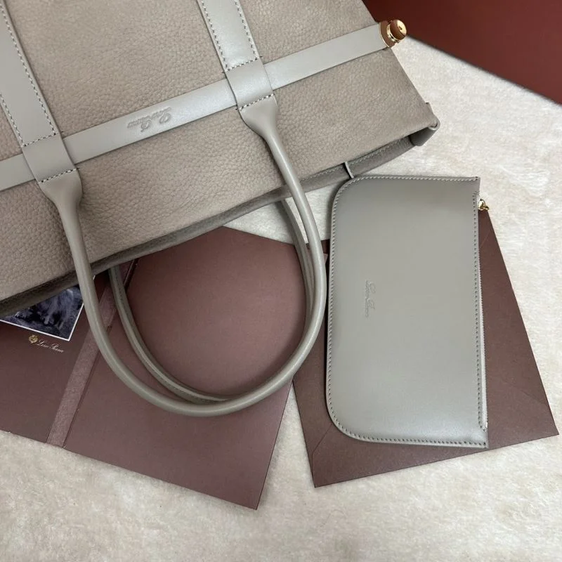 Supportive Loro Piana Shopping Bags 43604