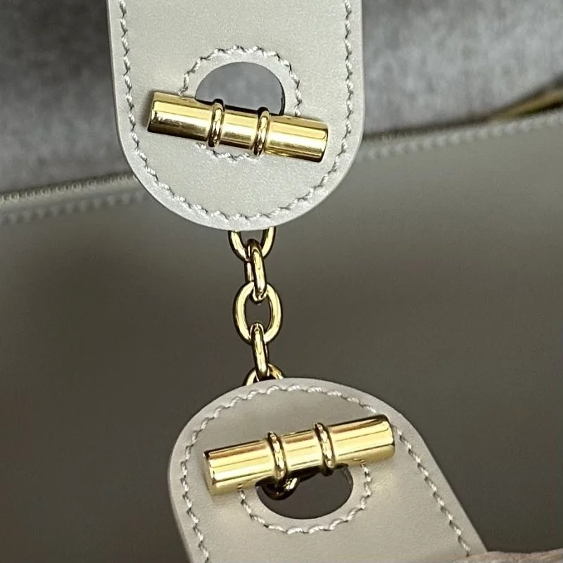 Supportive Loro Piana Shopping Bags 43604