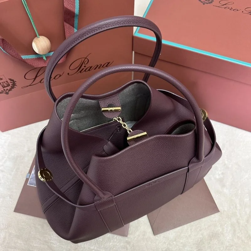 Versatile Loro Piana Shopping Bags 43602