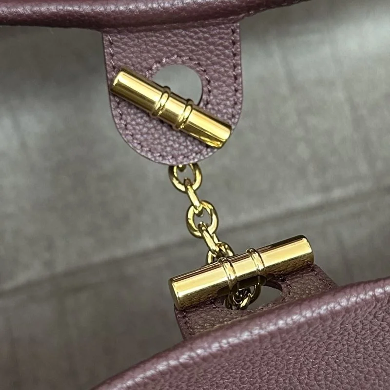 Versatile Loro Piana Shopping Bags 43602