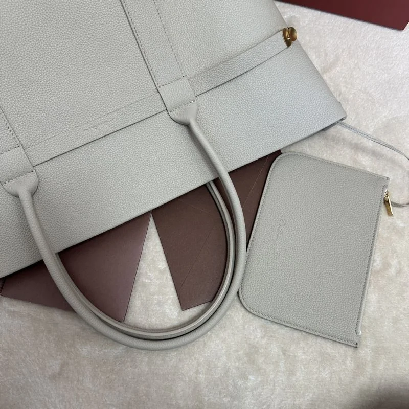 Loro Piana Shopping Bags Attractive 43608