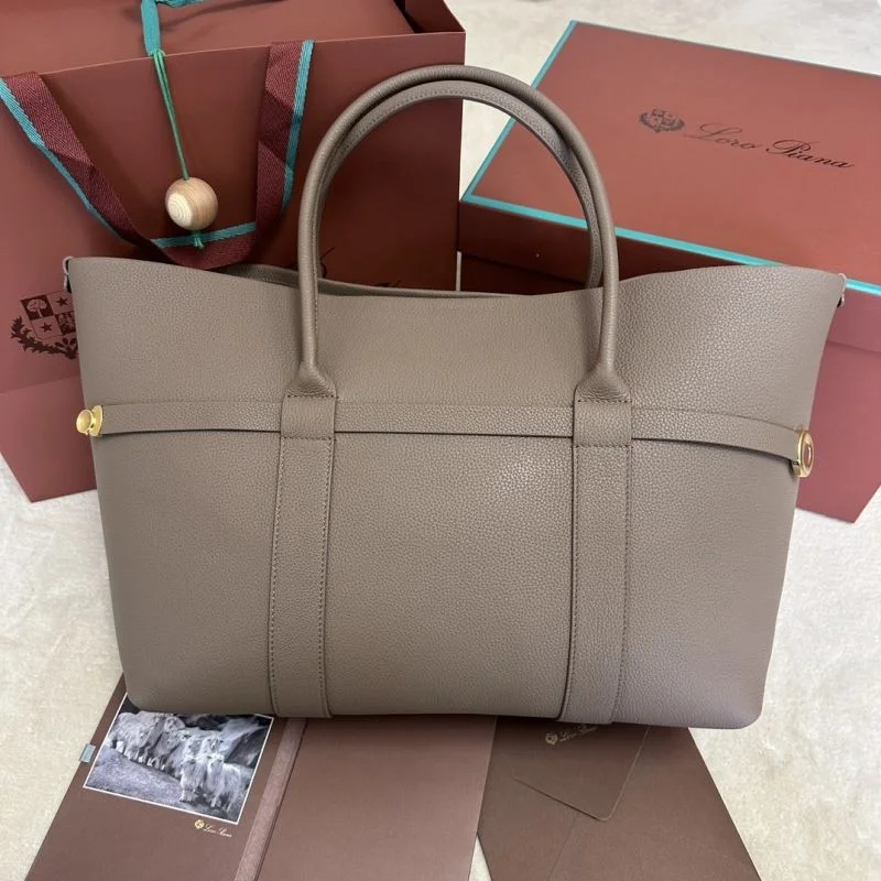 Effortless Loro Piana Shopping Bags 43609