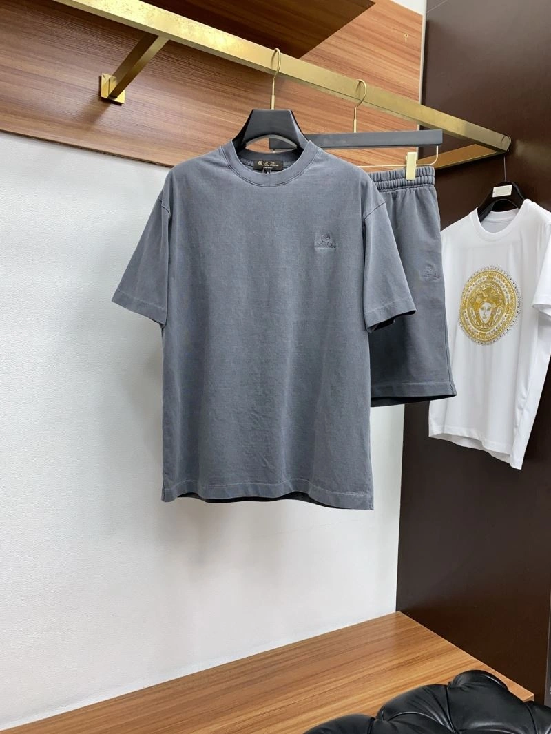 Loro Piana Short Suits OdorResistant 160363