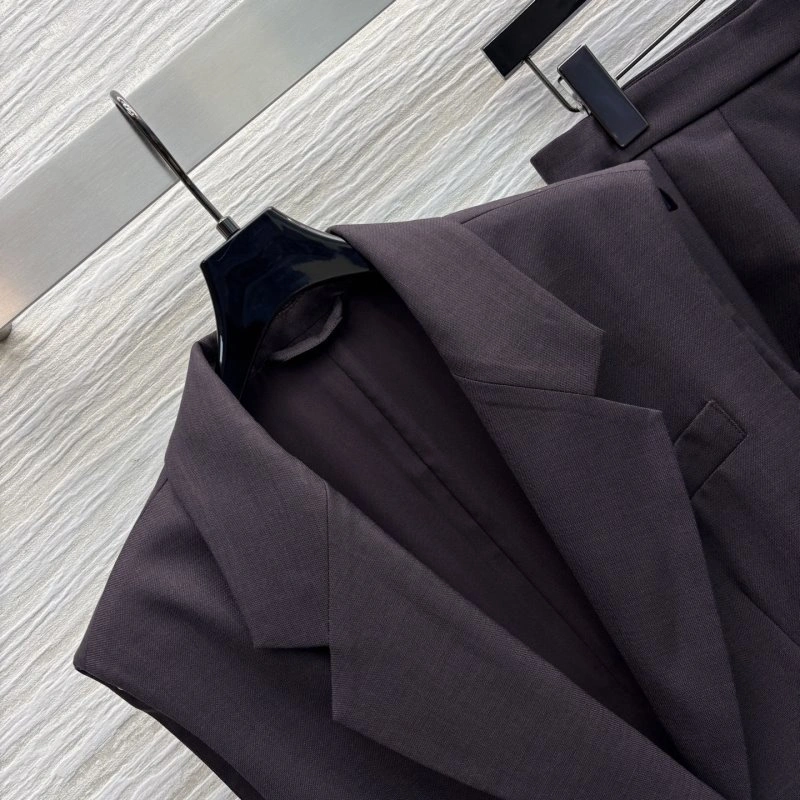 Loro Piana Short Suits EyeCatching 154713